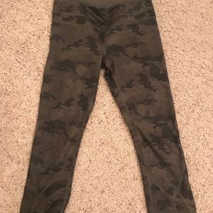 Lululemon luxtreme camo crop
